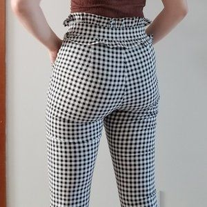 🌻 Gingham ruffle pants